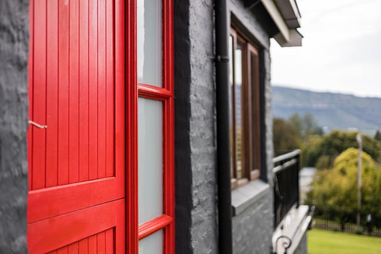 The Red Door Villa Clarens Exterior photo